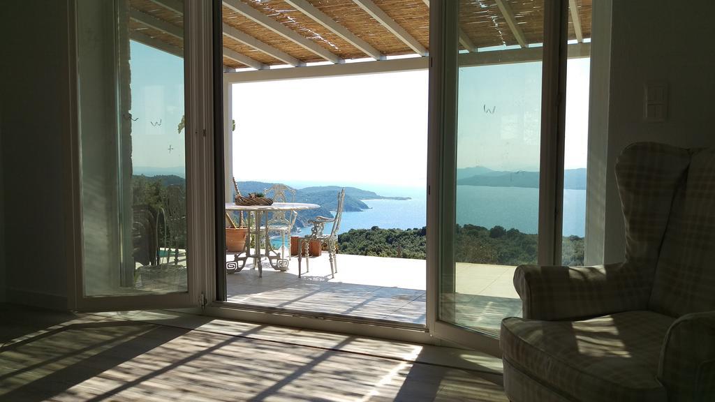 Luxury Villa In Kechria Extérieur photo