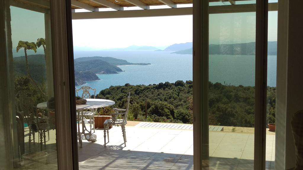 Luxury Villa In Kechria Extérieur photo