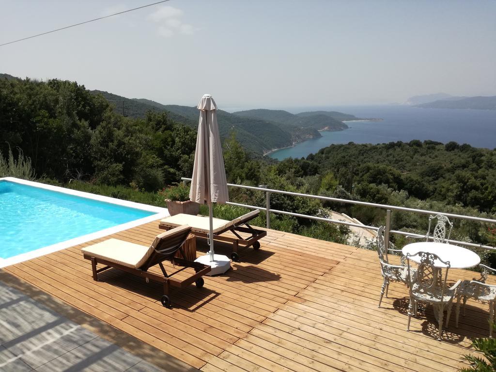 Luxury Villa In Kechria Extérieur photo